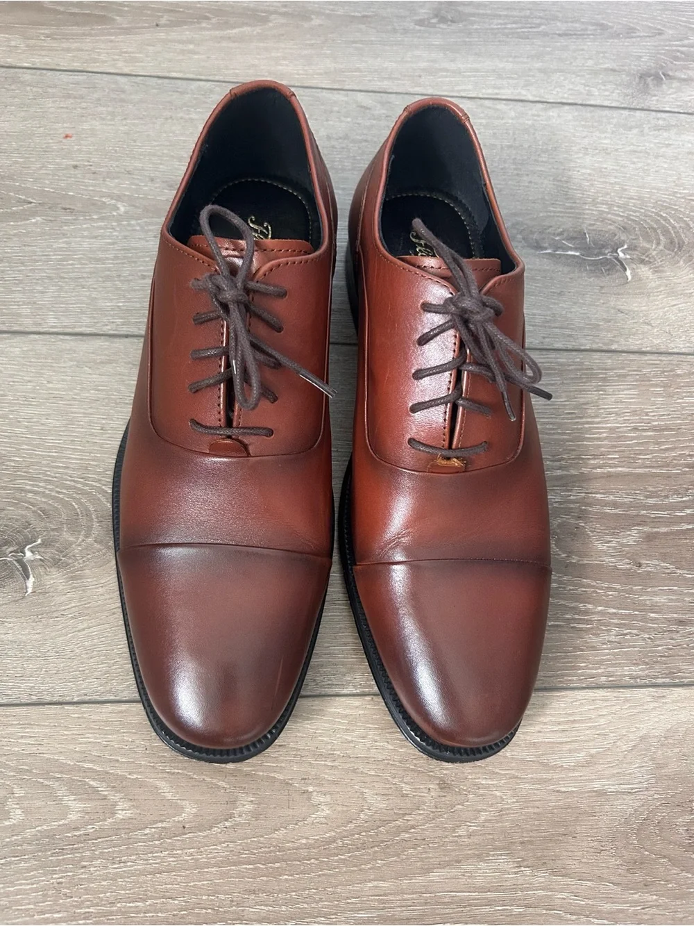 Florsheim Brown Leather Cap Toe Oxford Dress Shoes. Size 8.5M